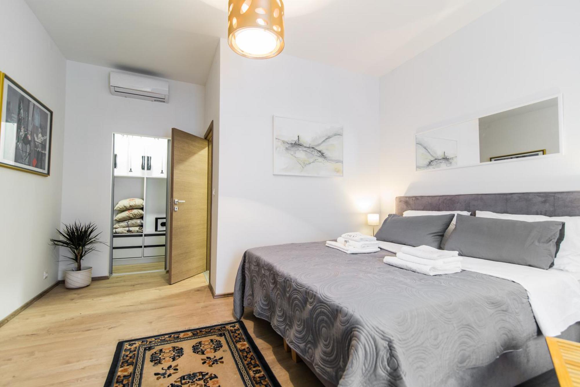 Polai Center Apartments Ngoại thất bức ảnh
